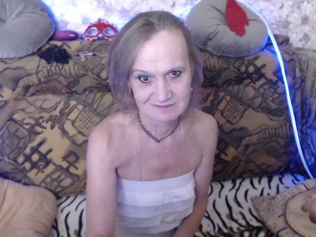 miss-bekker23 live cam on BongaCams