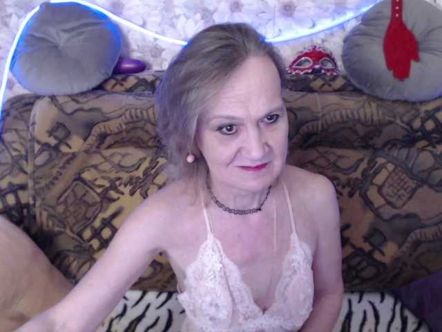 miss-bekker23 live cam on BongaCams