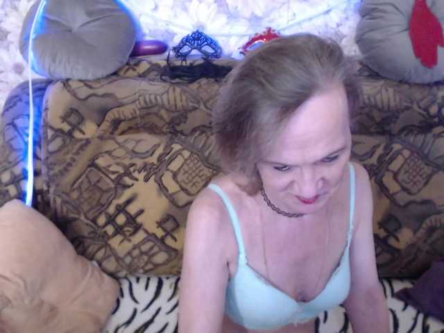 miss-bekker23 live cam on BongaCams