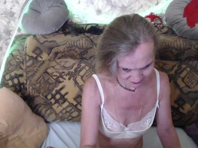miss-bekker23 live webcam show