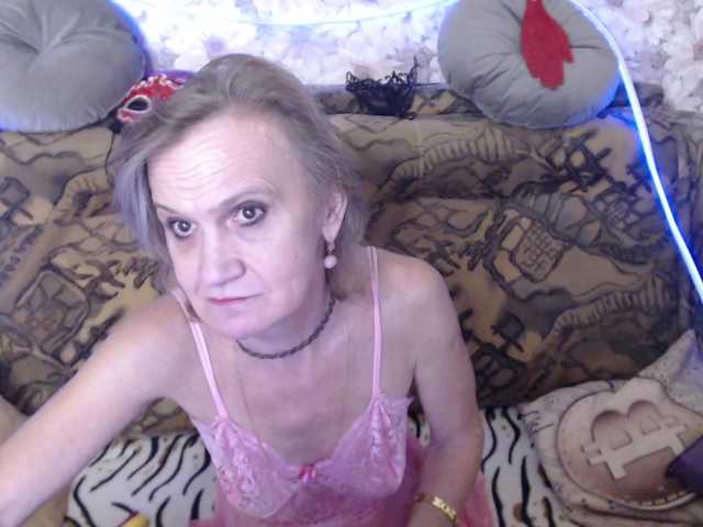 miss-bekker23 live cam on BongaCams