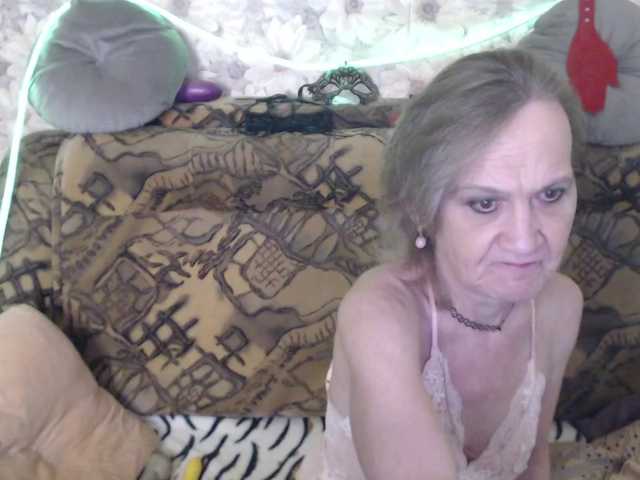 miss-bekker23 live cam on BongaCams
