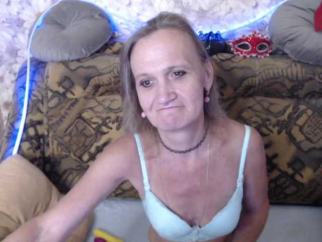 miss-bekker23 live cam on BongaCams