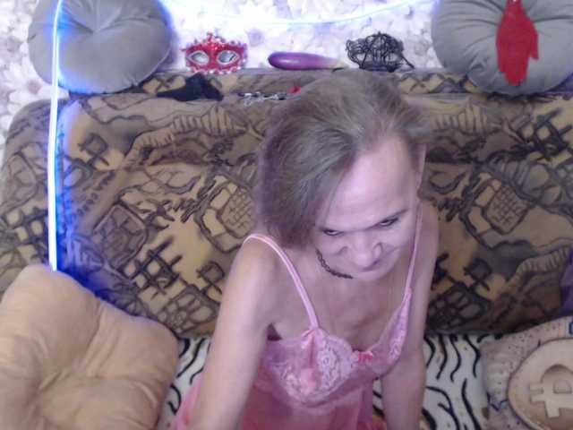 miss-bekker23 live cam on BongaCams