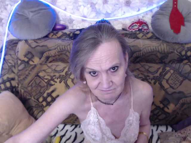 miss-bekker23 live cam on BongaCams
