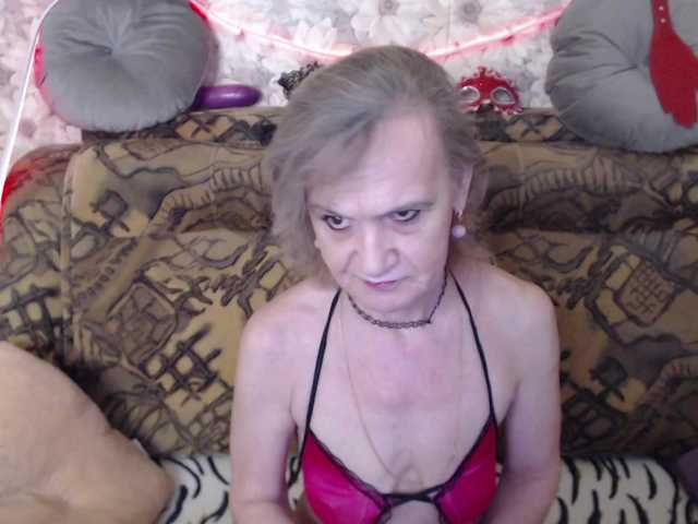 miss-bekker23 live cam on BongaCams