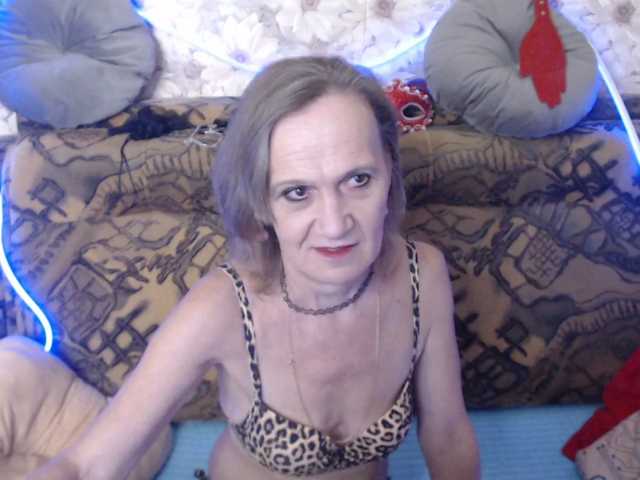 miss-bekker23 live cam on BongaCams