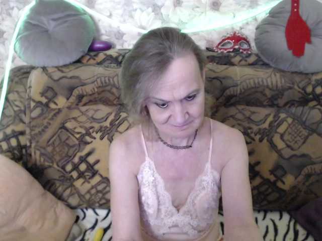 miss-bekker23 live cam on BongaCams