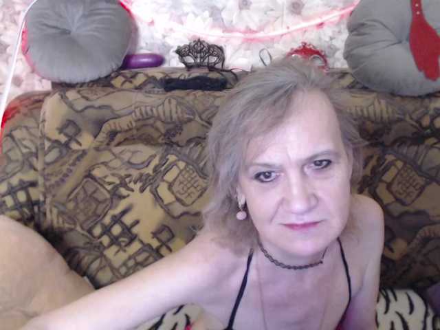 miss-bekker23 live cam on BongaCams