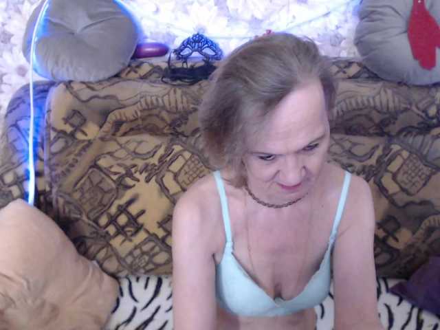 miss-bekker23 live cam on BongaCams