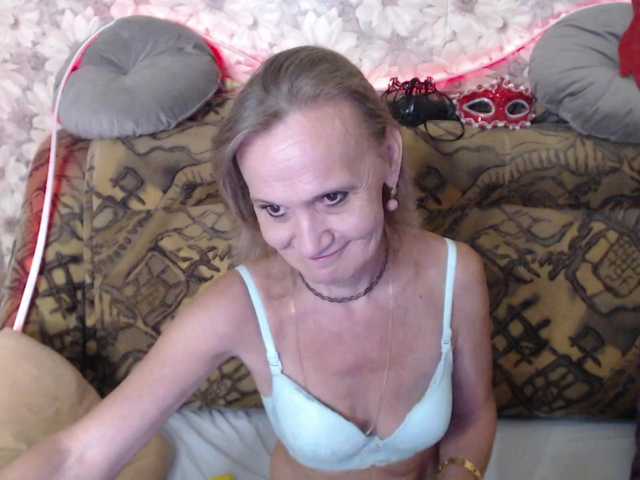miss-bekker23 live cam on BongaCams