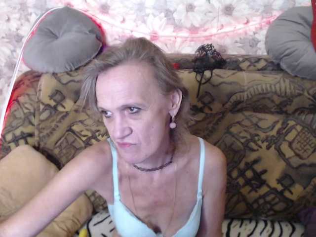 Miss-bekker23, 54 y/o - Live Cam on BongaCams