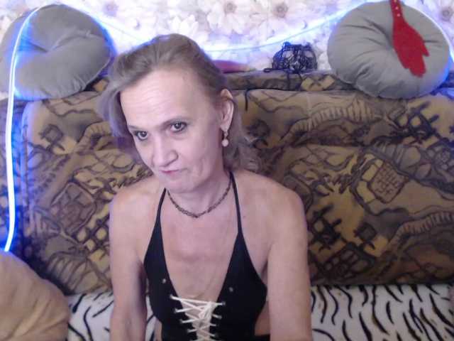 miss-bekker23 live cam on BongaCams