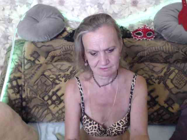 Miss-bekker23's cam show statistics and live stream