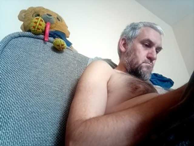 CuddleBear live webcam show