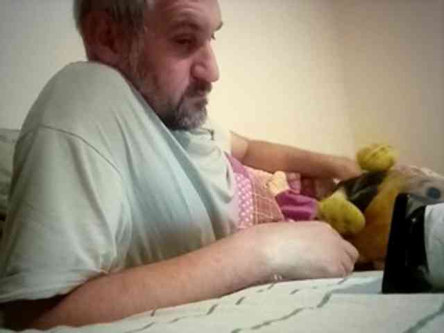CuddleBear Live Webcam on BongaCams