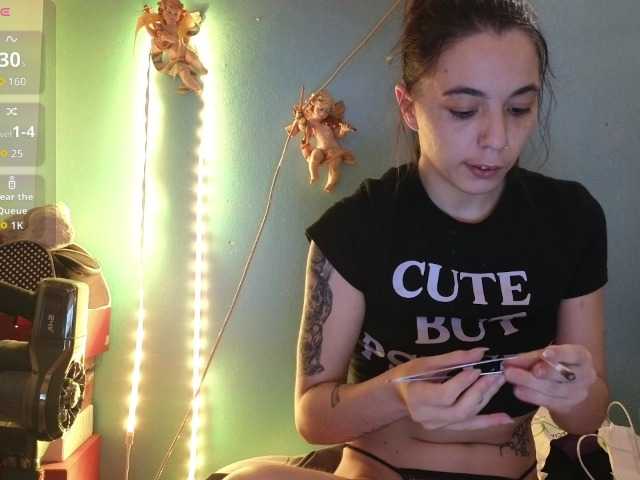 Kattleya140807 live cam on UnifiedCams