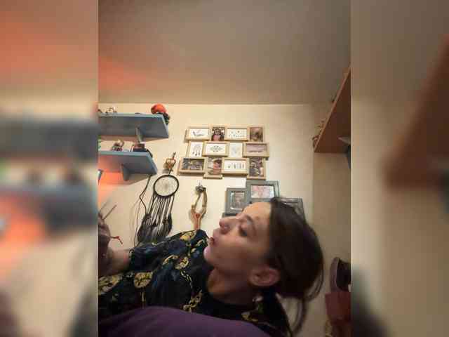Squirtqueen14 webcam