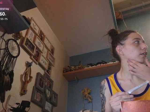 Squirtqueen14 webcam