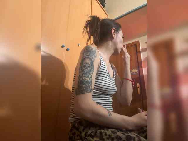 Modelo: Squirtqueen14