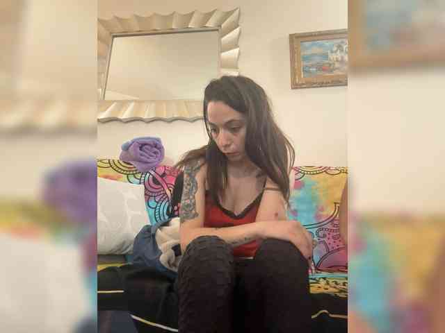 Squirtqueen14 webcam