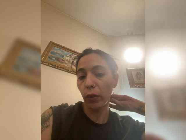 Squirtqueen14 webcam