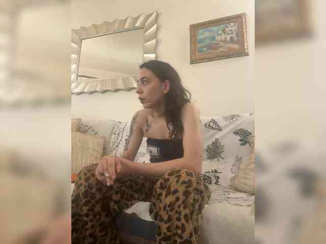 Squirtqueen14 webcam