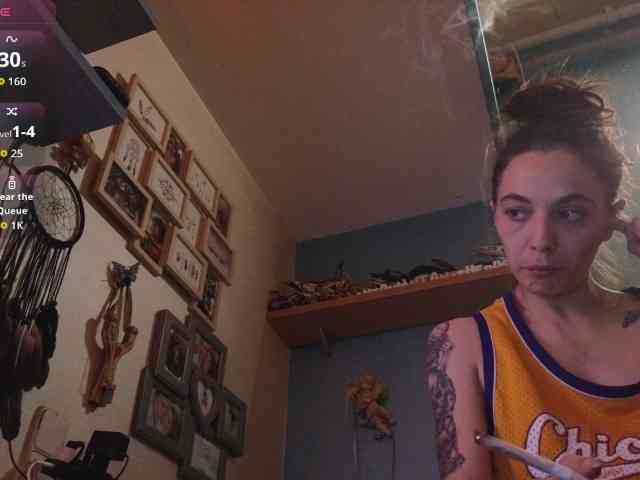 Squirtqueen14 webcam