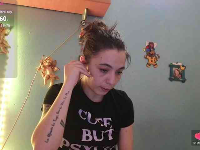 Squirtqueen14 webcam