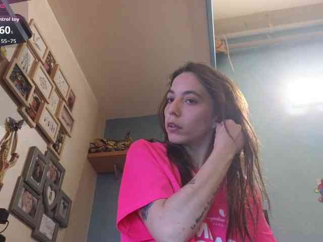 Squirtqueen14 webcam