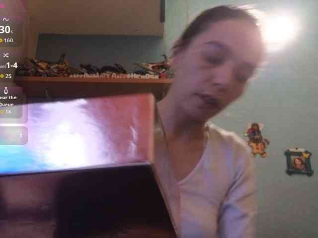 Squirtqueen14 webcam