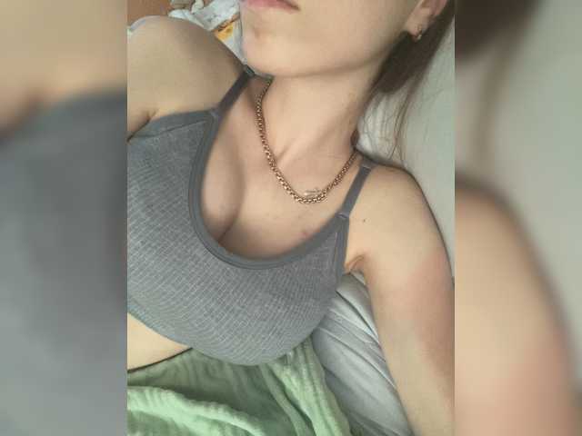 Himalai64748 live cam on BongaCams