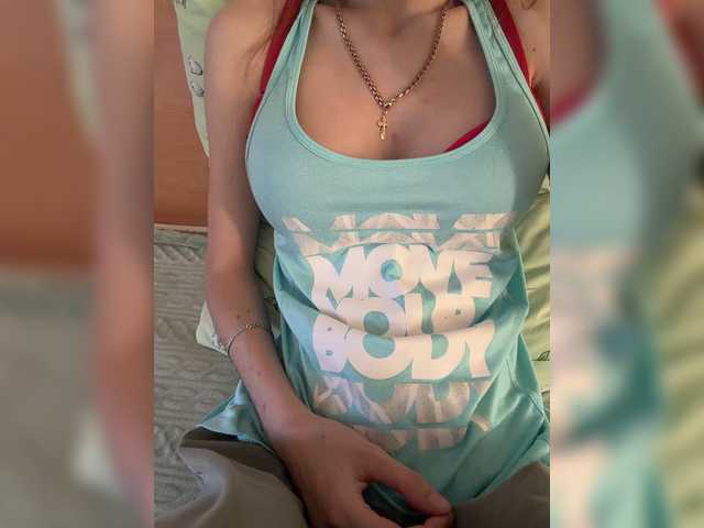 Himalai64748 live cam on BongaCams
