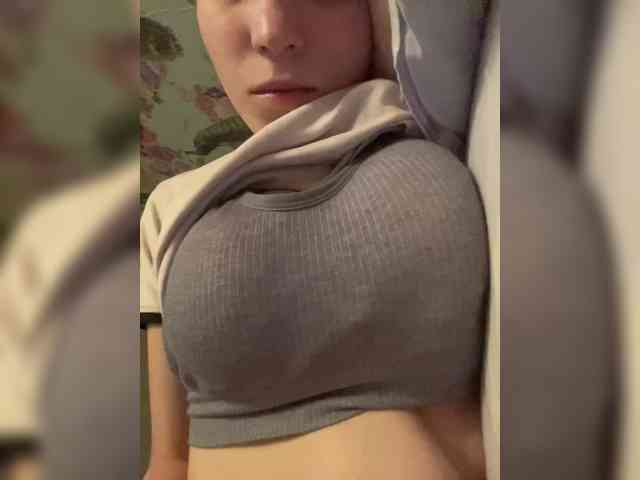 Himalai64748 Live Webcam on BongaCams
