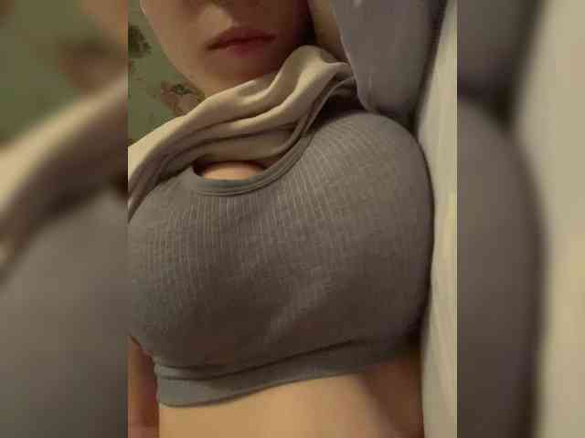 Himalai64748 Live Webcam on BongaCams