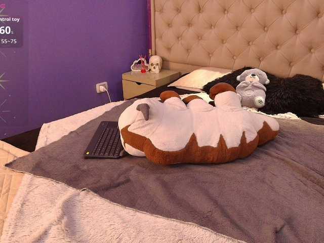 LittleCheerry live cam on BongaCams