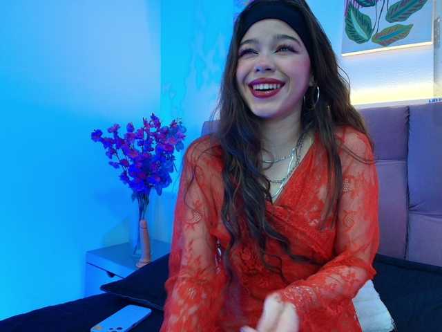 LittleCheerry live cam on BongaCams