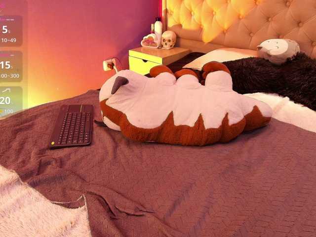 LittleCheerry live webcam show