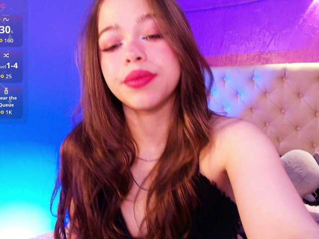 LittleCheerry live cam on BongaCams