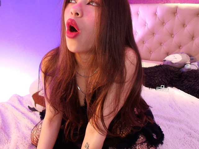 LittleCheerry live cam on BongaCams
