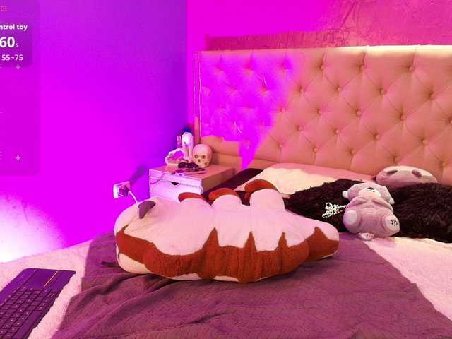 LittleCheerry live cam on BongaCams