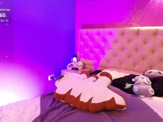 LittleCheerry live cam on BongaCams