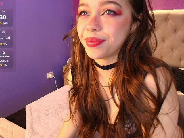 LittleCheerry live cam on BongaCams