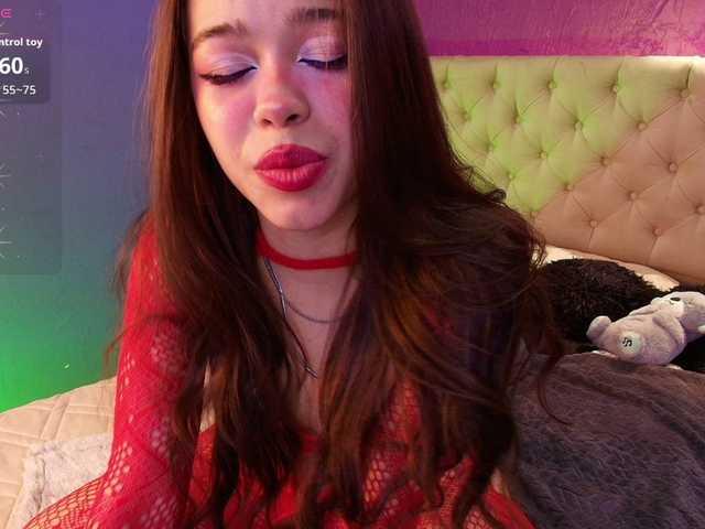 LittleCheerry live cam on BongaCams