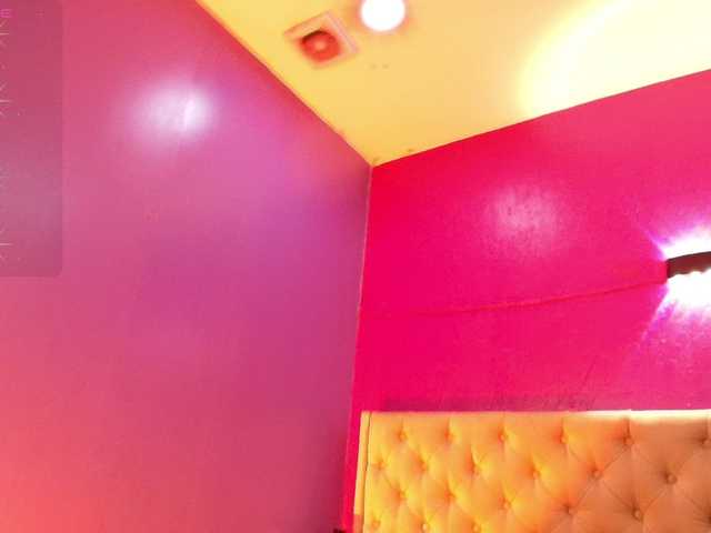LittleCheerry live cam on BongaCams