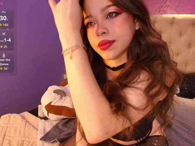 LittleCheerry webcam
