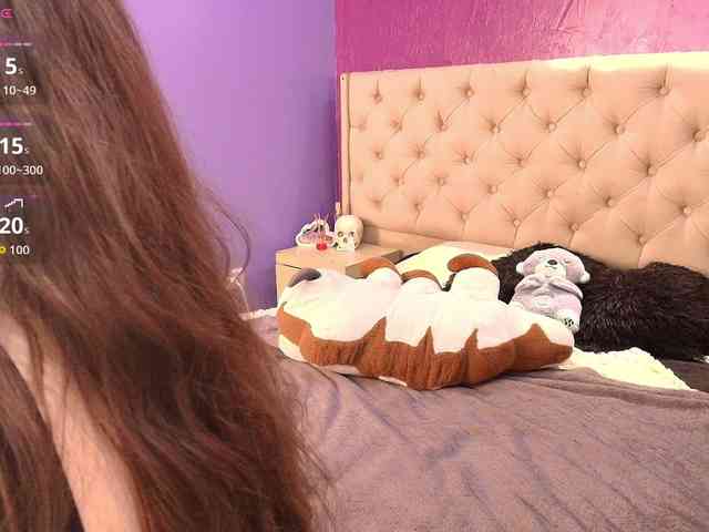 LittleCheerry webcam