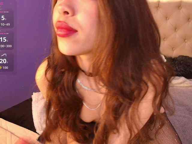 LittleCheerry webcam