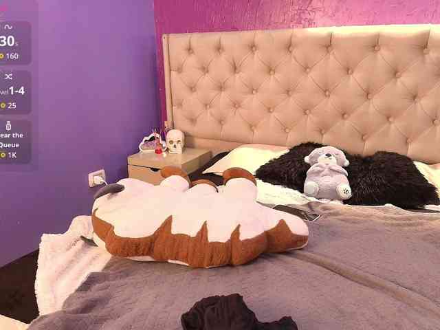 LittleCheerry webcam