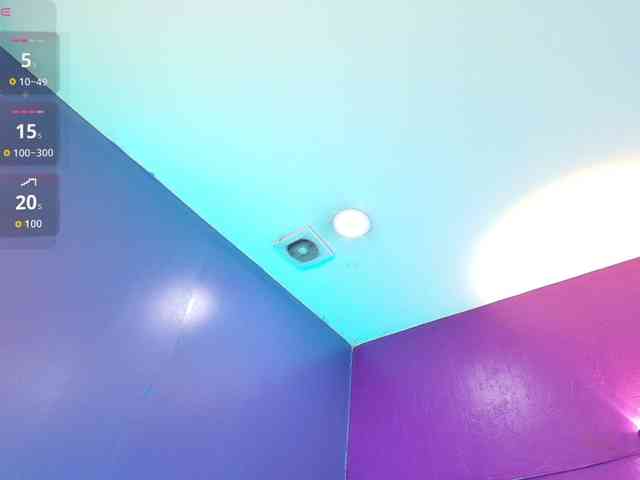 LittleCheerry webcam